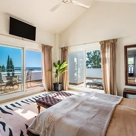Palm Frontline Penthouse Marbella